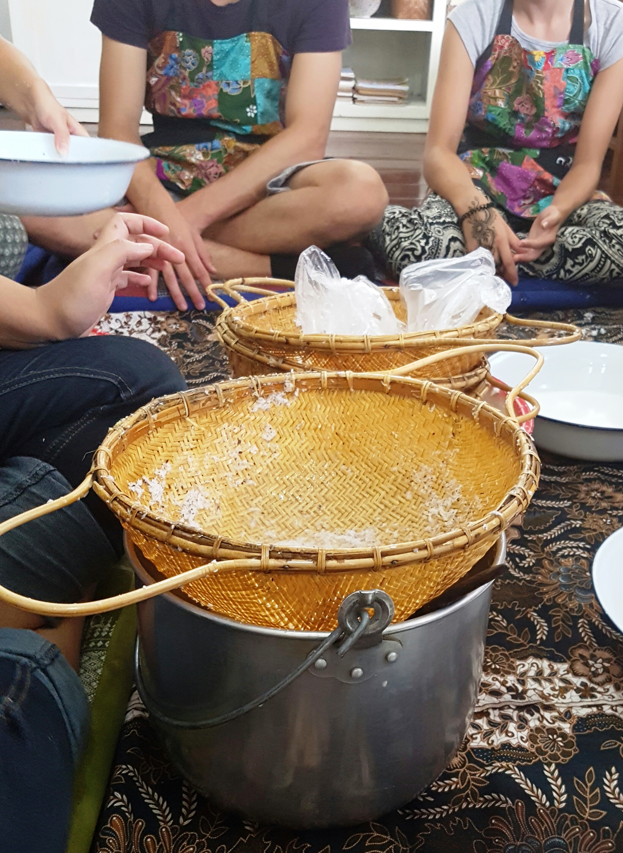 Making Coconut Milk and Cream Trazy - Thailand Silom Thai Cooking School Class in Bangkok!